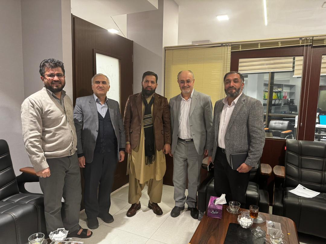 Safiullah Saber meets with Delegation of Parspaye Azmaye Company.jpeg