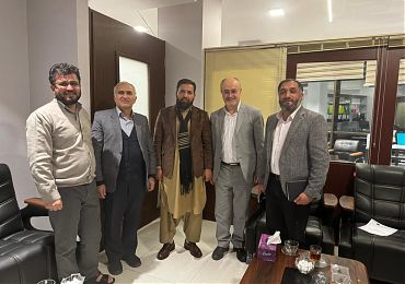 Safiullah Saber meets with Delegation of Parspaye Azmaye Company.jpeg